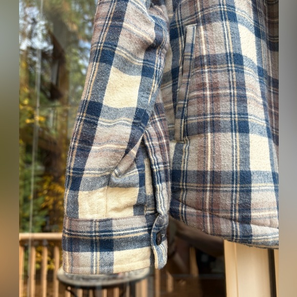 L.L. Bean Women's Scotch Plaid Flannel Shirt, Sherpa-Lined Zip Hoodie - Picture 4 of 8